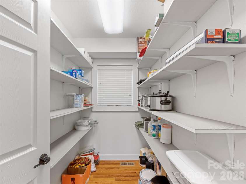 370 Appaloosa Trail, Burnsville, NC 28714.  MLS# CAR4293891, YatesRealty ID 3399. Pantry