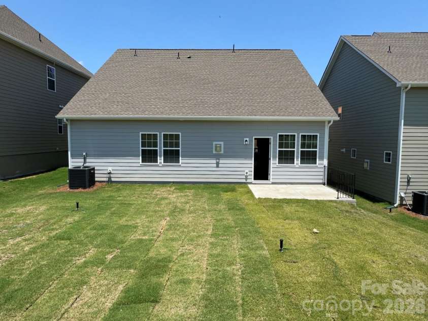 1302 Swift Lane, Belmont, NC 28012.  MLS# CAR4398702, YatesRealty ID 33990. 