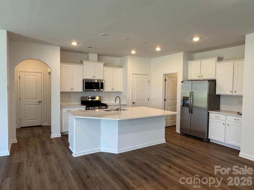 1302 Swift Lane, Belmont, NC 28012.  MLS# CAR4398702, YatesRealty ID 33990. 