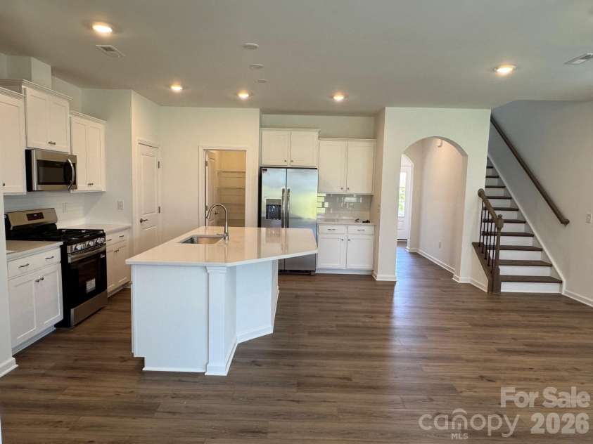 1302 Swift Lane, Belmont, NC 28012.  MLS# CAR4398702, YatesRealty ID 33990. 