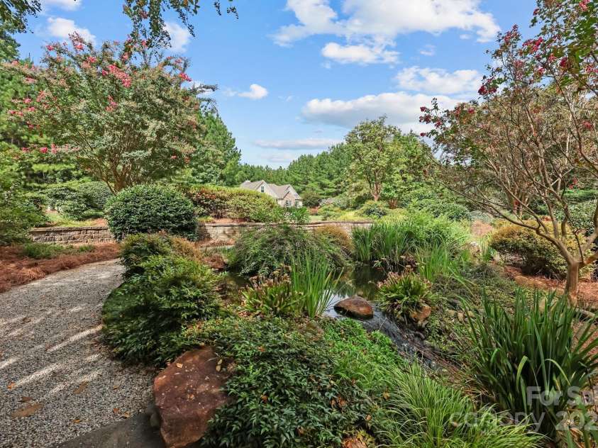 901 Sunset Pointe Drive, Salisbury, NC 28146.  MLS# CAR4294765, YatesRealty ID 33990. 
