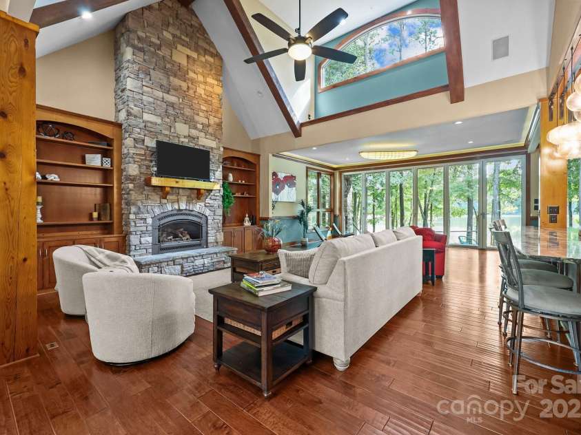 901 Sunset Pointe Drive, Salisbury, NC 28146.  MLS# CAR4294765, YatesRealty ID 33990. 