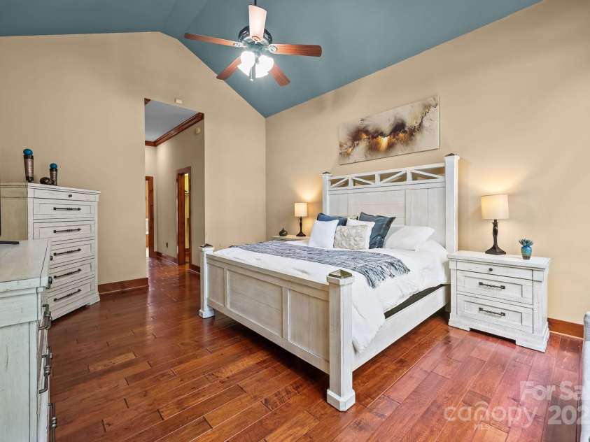 901 Sunset Pointe Drive, Salisbury, NC 28146.  MLS# CAR4294765, YatesRealty ID 33990. 
