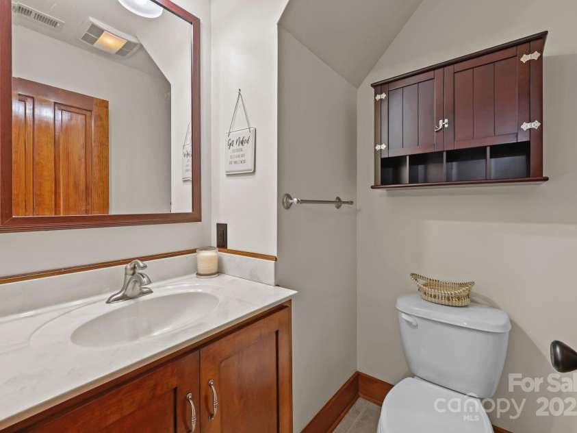901 Sunset Pointe Drive, Salisbury, NC 28146.  MLS# CAR4294765, YatesRealty ID 33990. 