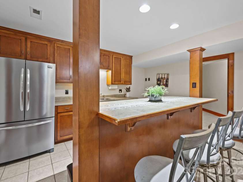901 Sunset Pointe Drive, Salisbury, NC 28146.  MLS# CAR4294765, YatesRealty ID 33990. 