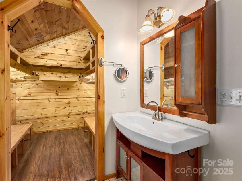 114 Nature Drive, Hendersonville, NC 28792.  MLS# CAR4288878, YatesRealty ID 33991. 