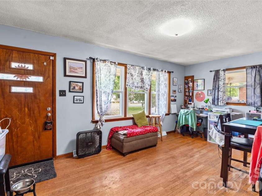 473 Nixon Road, Statesville, NC 28625.  MLS# CAR4398646, YatesRealty ID 33993. 