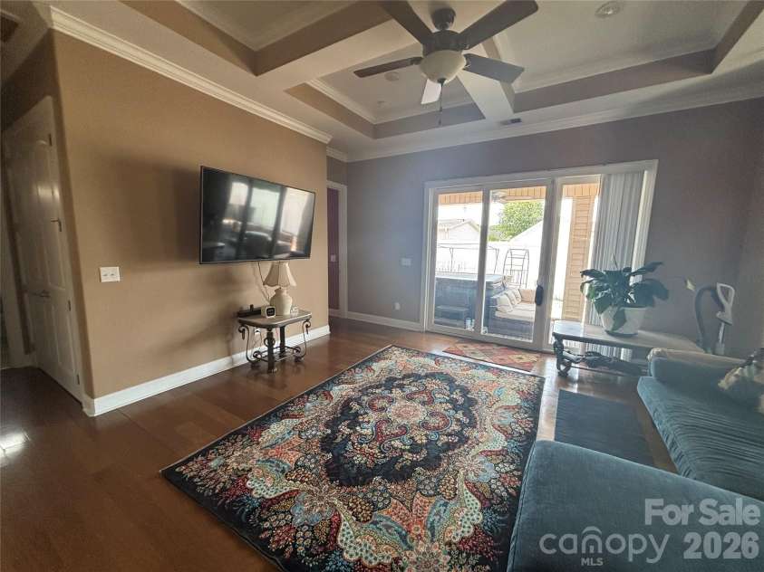 308 Glenridge Drive, Little River, SC 29566.  MLS# CAR4397777, YatesRealty ID 33994. 