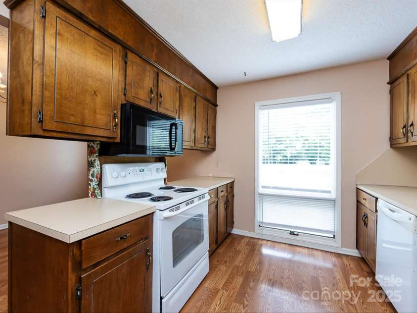 2923 Brooks Mill Lane, Wingate, NC 28174.  MLS# CAR4294059, YatesRealty ID 33995. 