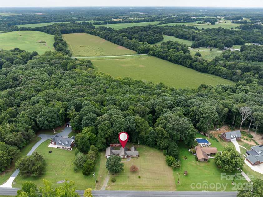 2923 Brooks Mill Lane, Wingate, NC 28174.  MLS# CAR4294059, YatesRealty ID 33995. 