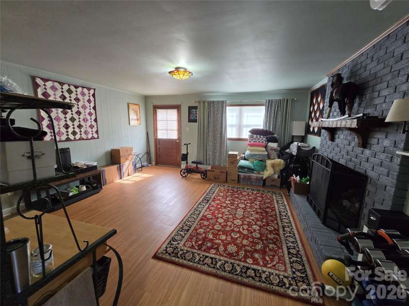 5760 Valley Field Road, Hickory, NC 28602.  MLS# CAR4398560, YatesRealty ID 33995. Den in Basement