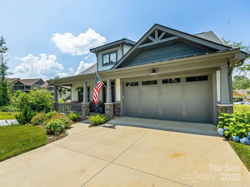 248 Sports Village Drive, Hendersonville, NC 28739.  MLS# CAR4285024, YatesRealty ID 33998. 