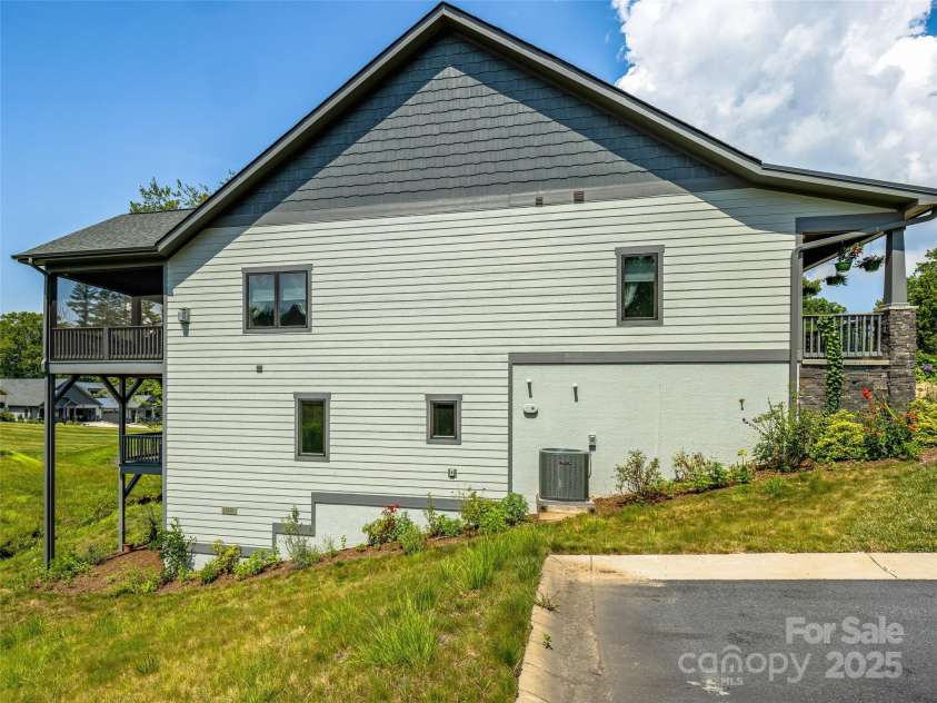 248 Sports Village Drive, Hendersonville, NC 28739.  MLS# CAR4285024, YatesRealty ID 33998. 