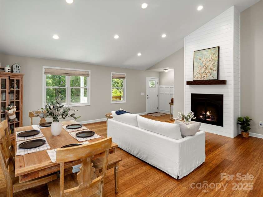 269 Adams Drive, Clyde, NC 28721.  MLS# CAR4295114, YatesRealty ID 33999. 