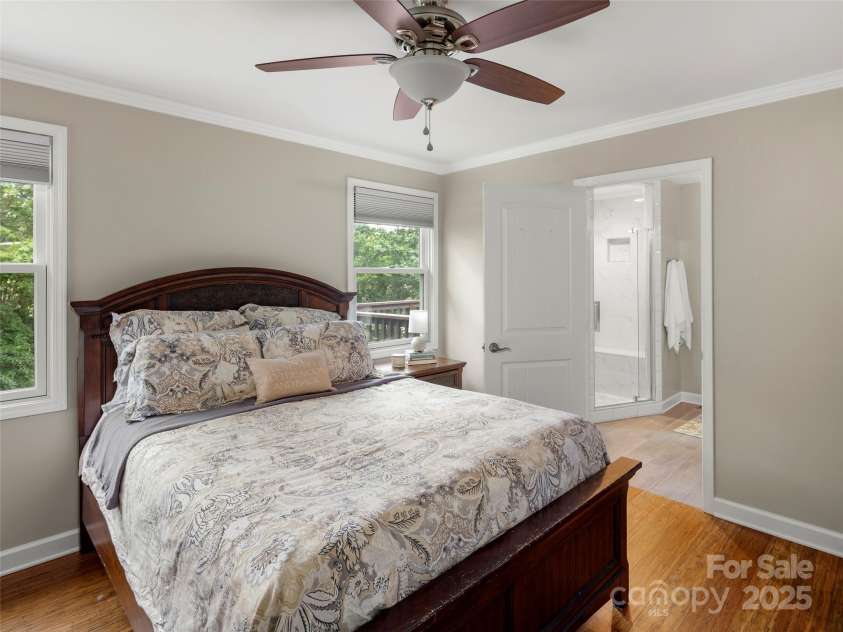 269 Adams Drive, Clyde, NC 28721.  MLS# CAR4295114, YatesRealty ID 33999. 