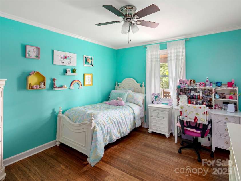 269 Adams Drive, Clyde, NC 28721.  MLS# CAR4295114, YatesRealty ID 33999. 