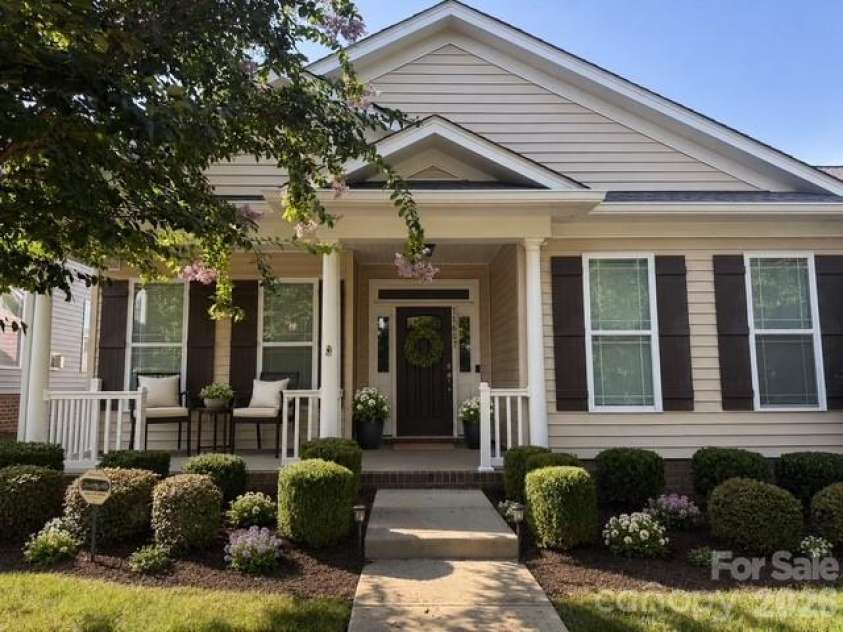 11607 Meetinghouse Drive, Cornelius, NC 28031.  MLS# CAR4414705, YatesRealty ID 34. 