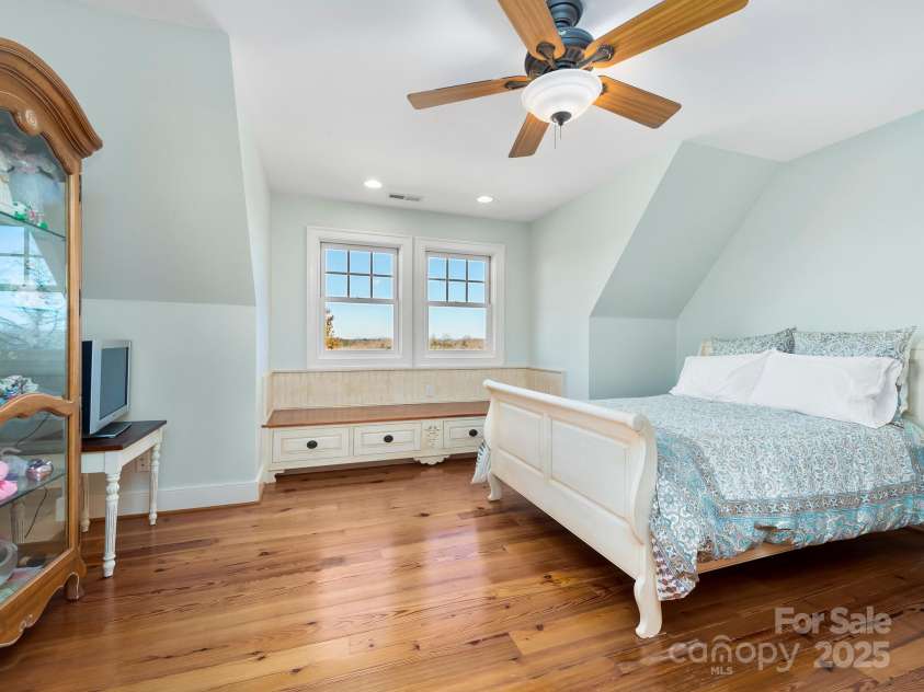 602 & 604 Blackwood Road, Columbus, NC 28722.  MLS# CAR4213028, YatesRealty ID 340. 