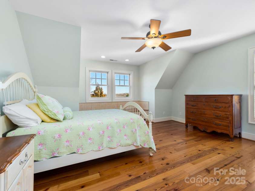 602 & 604 Blackwood Road, Columbus, NC 28722.  MLS# CAR4213028, YatesRealty ID 340. 