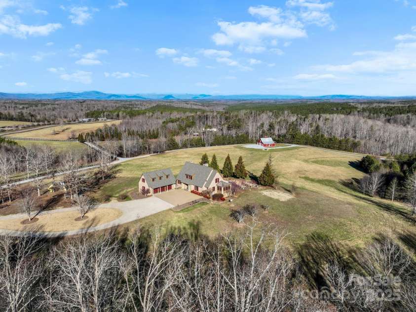 602 & 604 Blackwood Road, Columbus, NC 28722.  MLS# CAR4213028, YatesRealty ID 340. 