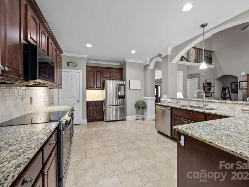 187 Winding Creek Drive, Troutman, NC 28166.  MLS# CAR4327776, YatesRealty ID 3400. 