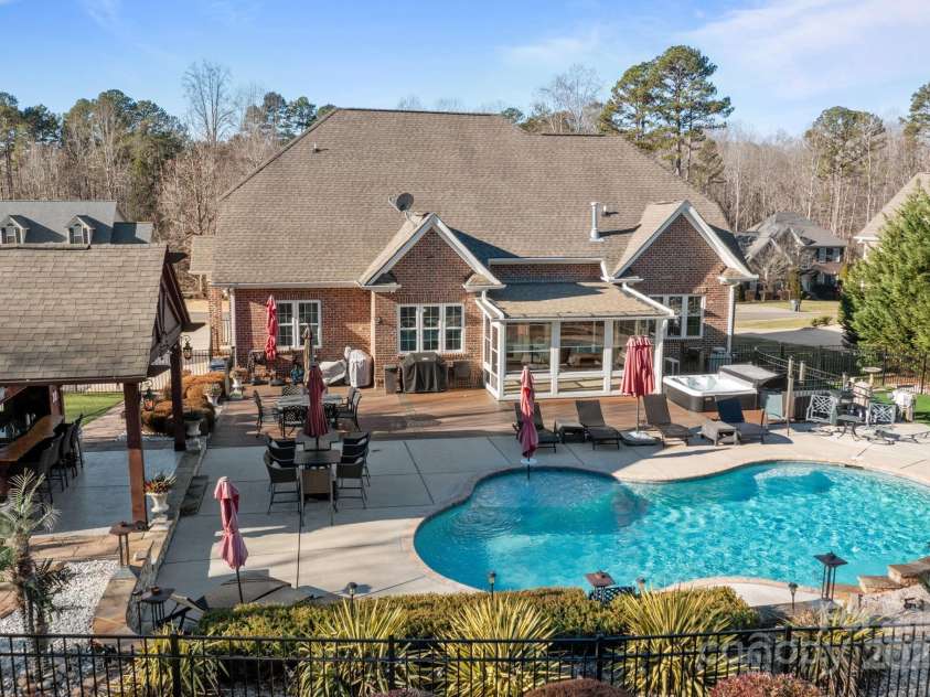 187 Winding Creek Drive, Troutman, NC 28166.  MLS# CAR4327776, YatesRealty ID 3400. 
