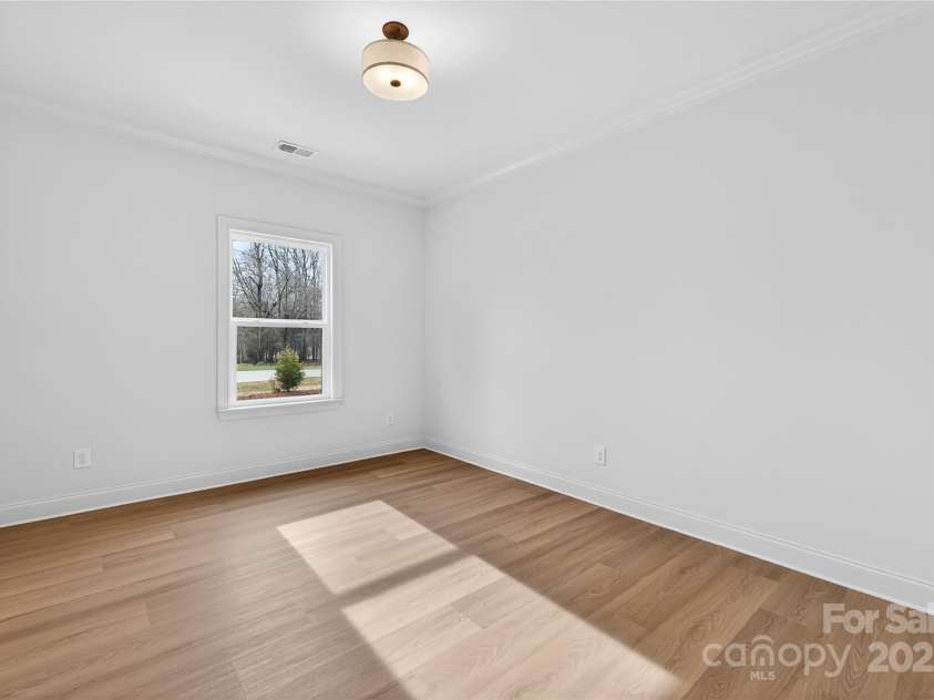 7755 Deer Track Drive, Denver, NC 28037.  MLS# CAR4321436, YatesRealty ID 3400. 