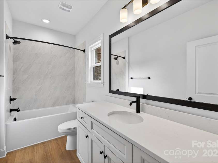 7755 Deer Track Drive, Denver, NC 28037.  MLS# CAR4321436, YatesRealty ID 3400. 