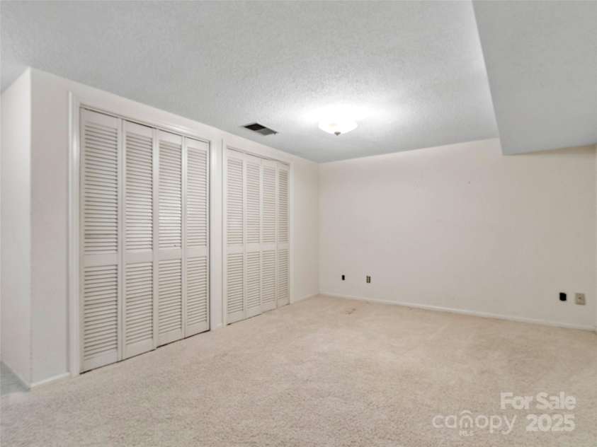 42 Sheppard Drive, Asheville, NC 28806.  MLS# CAR4292470, YatesRealty ID 34000. 