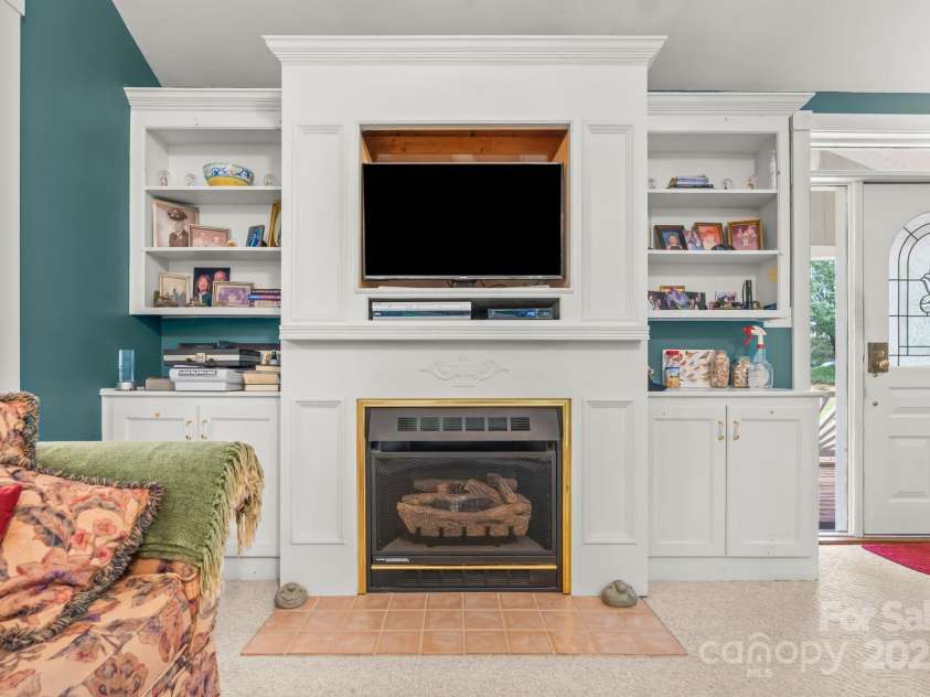 156 Brooks Street, Troutman, NC 28166.  MLS# CAR4290200, YatesRealty ID 34001. 
