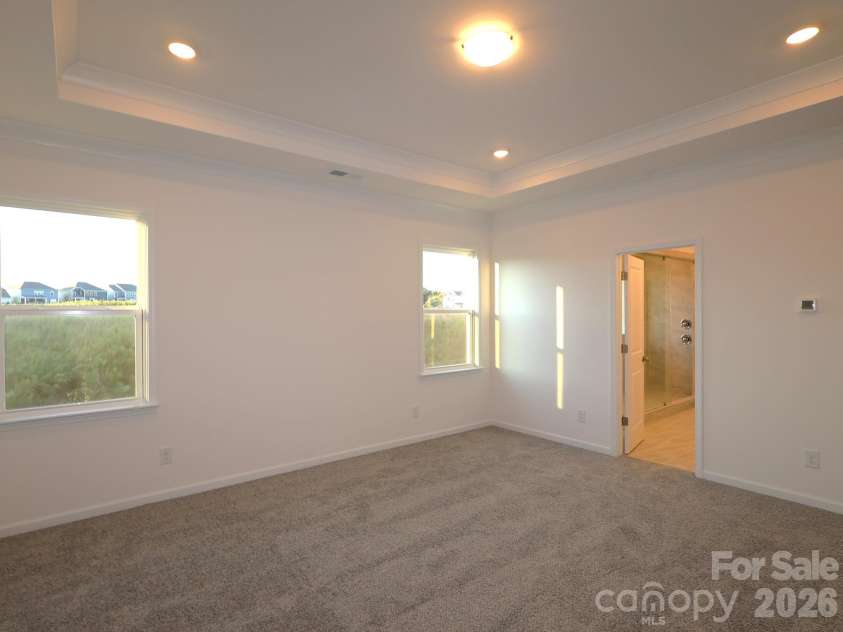 7124 Helmans Drive, Huntersville, NC 28078.  MLS# CAR4398705, YatesRealty ID 34001. Owner's suite