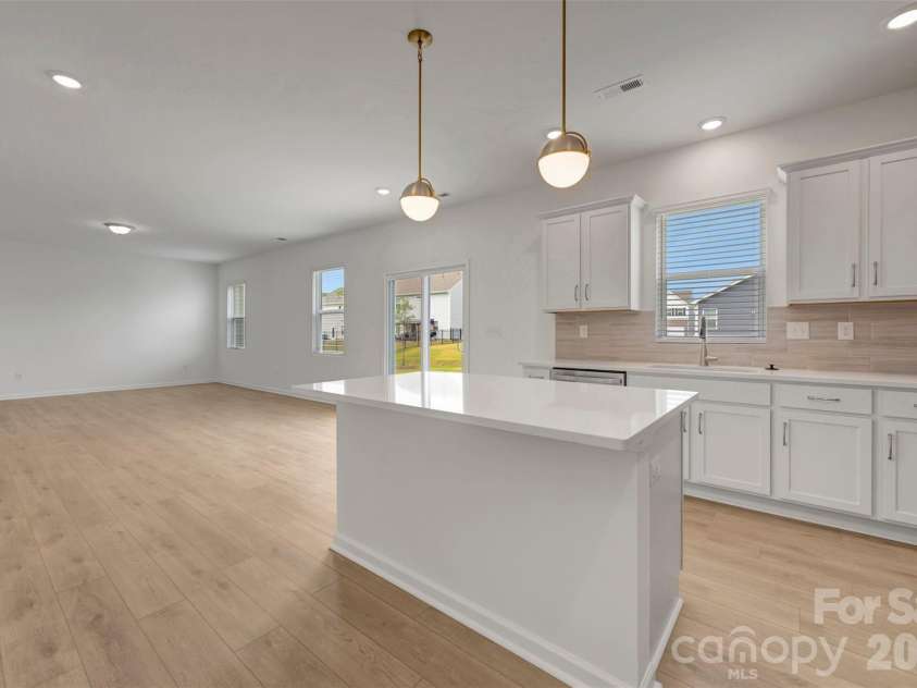 629 Willoughby Park Drive, Monroe, NC 28112.  MLS# CAR4398717, YatesRealty ID 34002. Kitchen