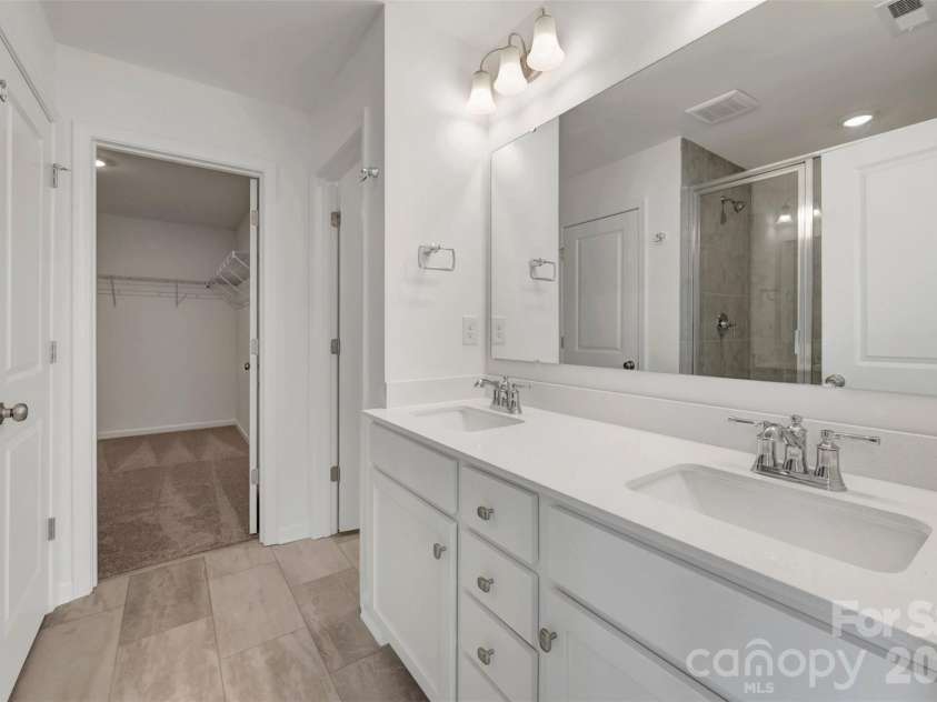 629 Willoughby Park Drive, Monroe, NC 28112.  MLS# CAR4398717, YatesRealty ID 34002. Owner's suite