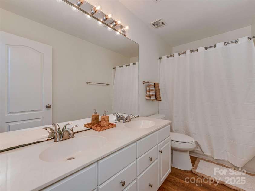 3710 Cheleys Ridge Lane, Charlotte, NC 28270.  MLS# CAR4284222, YatesRealty ID 34004. 