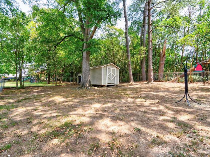 613 Tina Drive, Shelby, NC 28152.  MLS# CAR4398760, YatesRealty ID 34004. Back Yard