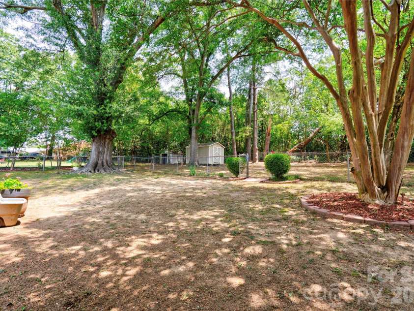 613 Tina Drive, Shelby, NC 28152.  MLS# CAR4398760, YatesRealty ID 34004. Rear Yard
