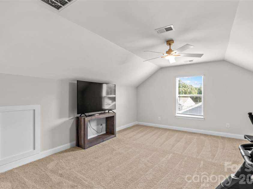 116 Summerhill Drive, Mooresville, NC 28115.  MLS# CAR4397596, YatesRealty ID 34005. 3rd Level Bedroom/Bonus