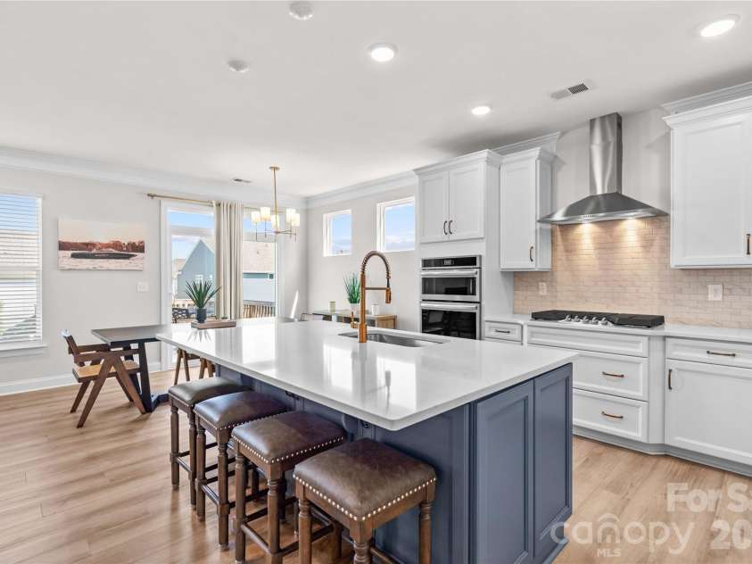 116 Summerhill Drive, Mooresville, NC 28115.  MLS# CAR4397596, YatesRealty ID 34005. Open Kitchen