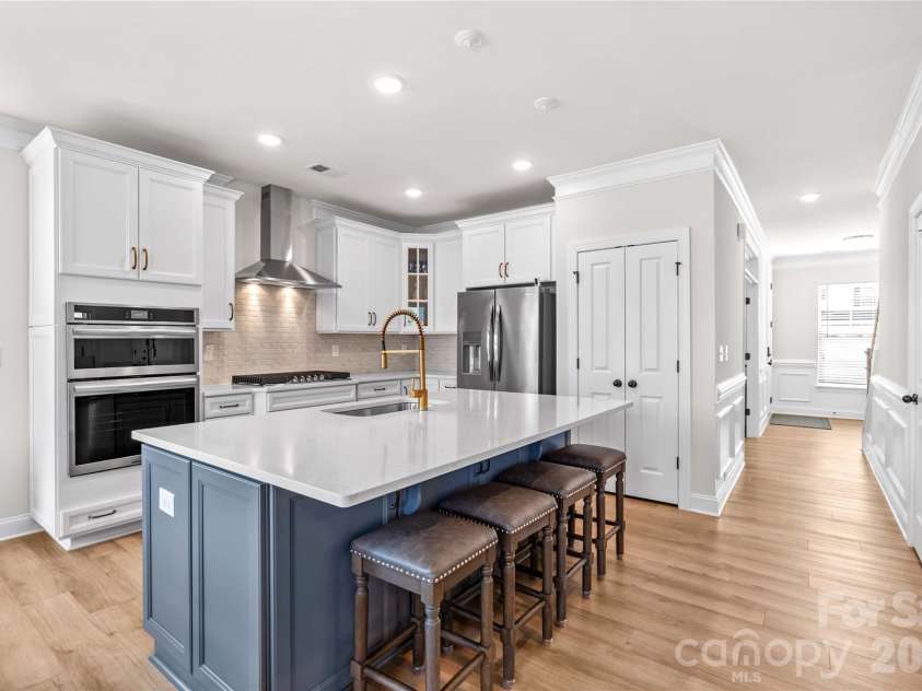 116 Summerhill Drive, Mooresville, NC 28115.  MLS# CAR4397596, YatesRealty ID 34005. Open Kitchen