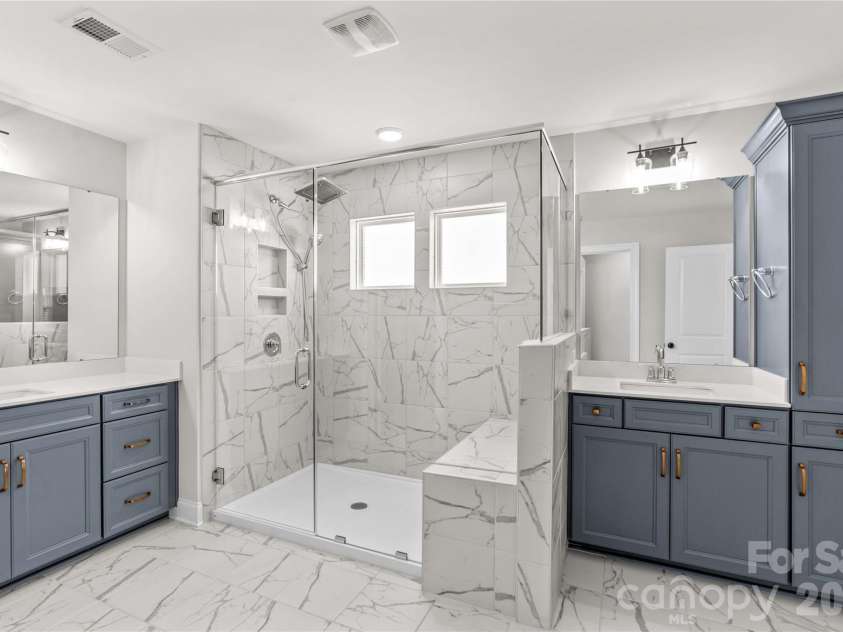 116 Summerhill Drive, Mooresville, NC 28115.  MLS# CAR4397596, YatesRealty ID 34005. Primary Bath