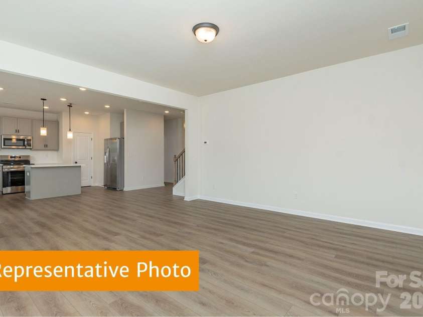 616 Cooley Drive, Salisbury, NC 28147.  MLS# CAR4398875, YatesRealty ID 34006. 
