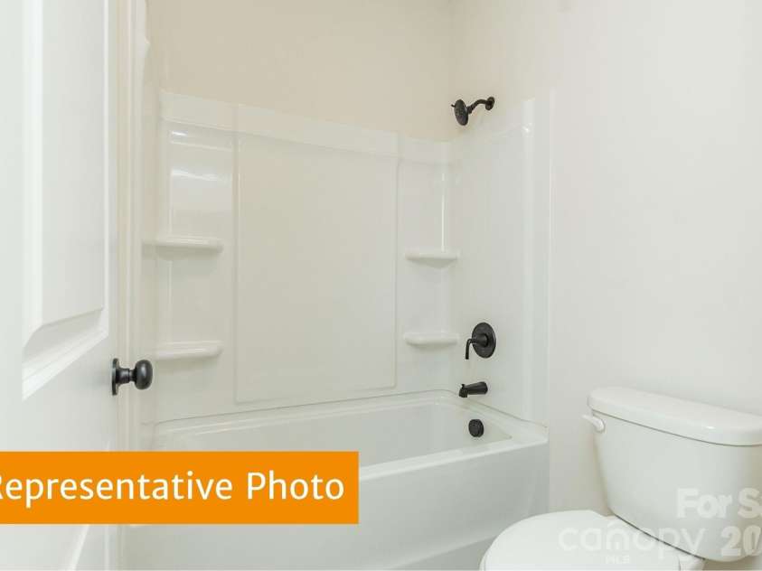 616 Cooley Drive, Salisbury, NC 28147.  MLS# CAR4398875, YatesRealty ID 34006. 
