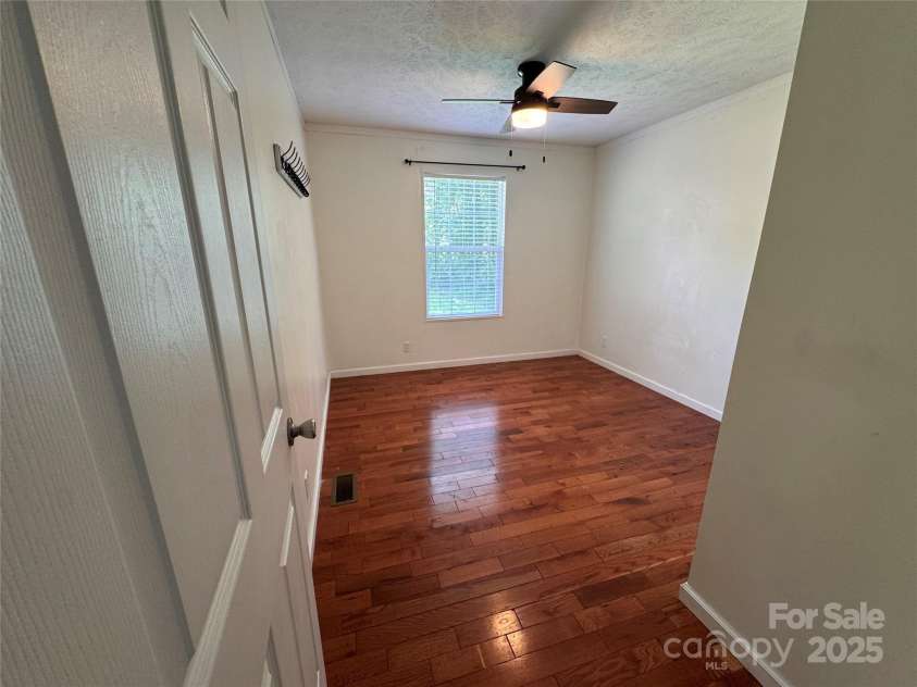 23 Sleeper Branch Road, Whittier, NC 28789.  MLS# CAR4290520, YatesRealty ID 34007. 