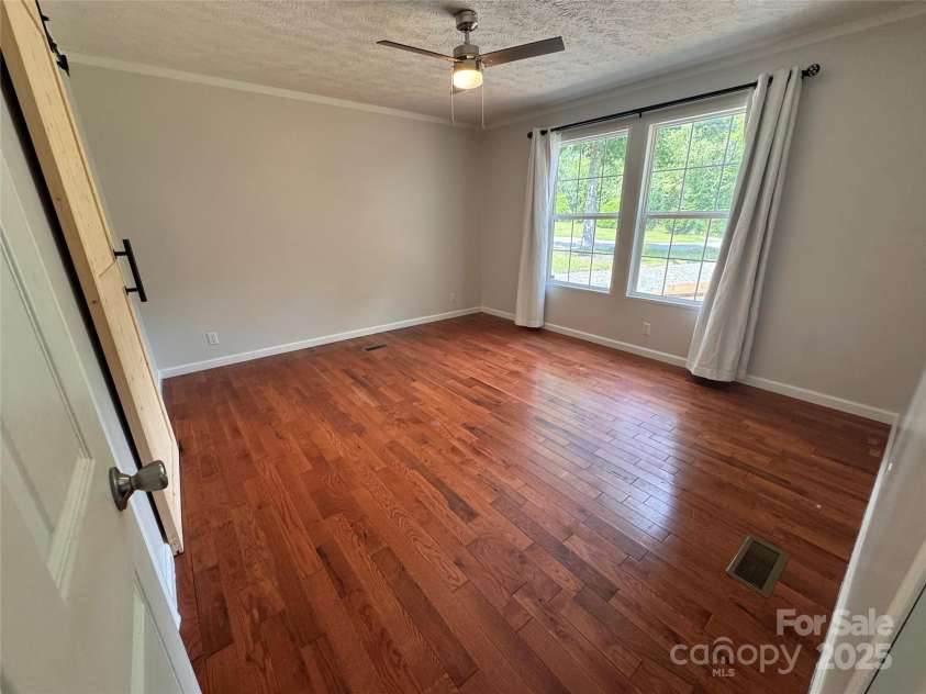 23 Sleeper Branch Road, Whittier, NC 28789.  MLS# CAR4290520, YatesRealty ID 34007. 