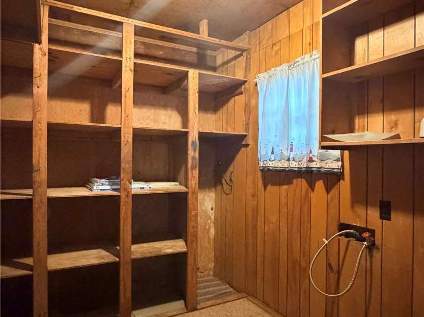 5945 Flowes Store Road, Concord, NC 28025.  MLS# CAR4398310, YatesRealty ID 34008. 