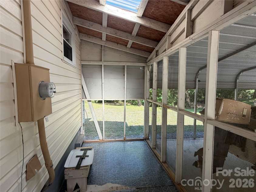 5945 Flowes Store Road, Concord, NC 28025.  MLS# CAR4398310, YatesRealty ID 34008. 
