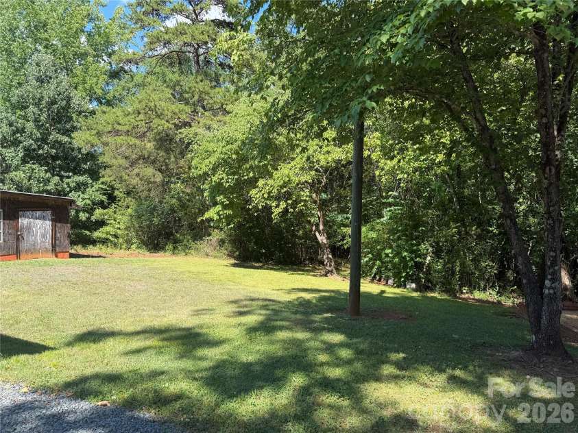 5945 Flowes Store Road, Concord, NC 28025.  MLS# CAR4398310, YatesRealty ID 34008. 