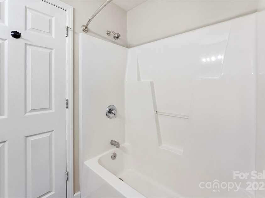 222 Jefferson Street, York, SC 29745.  MLS# CAR4293041, YatesRealty ID 34009. 