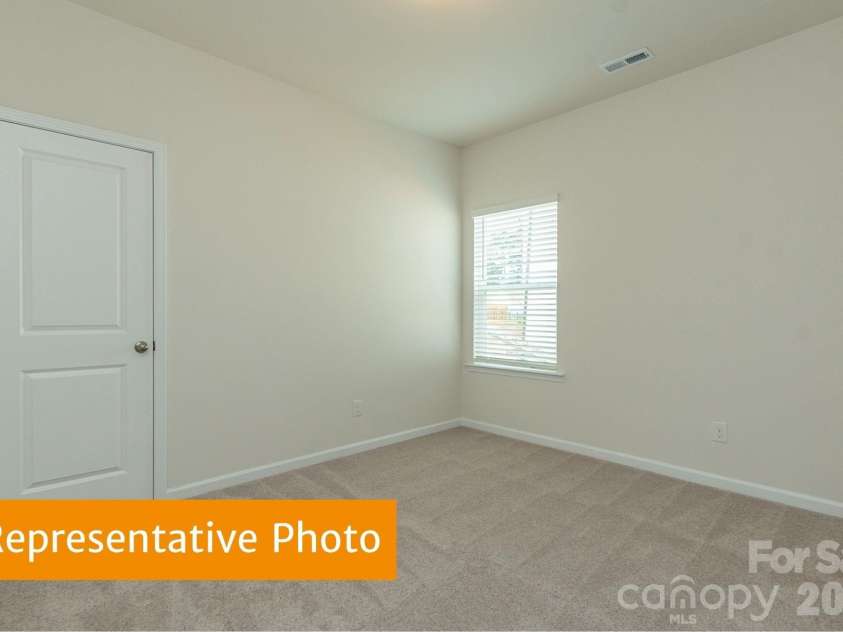 610 Cooley Drive, Salisbury, NC 28147.  MLS# CAR4398910, YatesRealty ID 34009. 