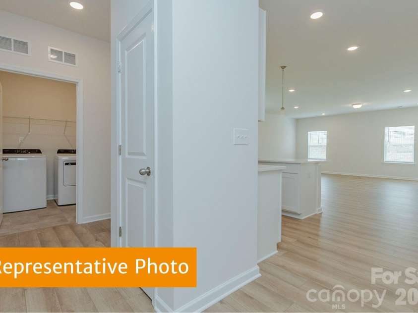 610 Cooley Drive, Salisbury, NC 28147.  MLS# CAR4398910, YatesRealty ID 34009. 